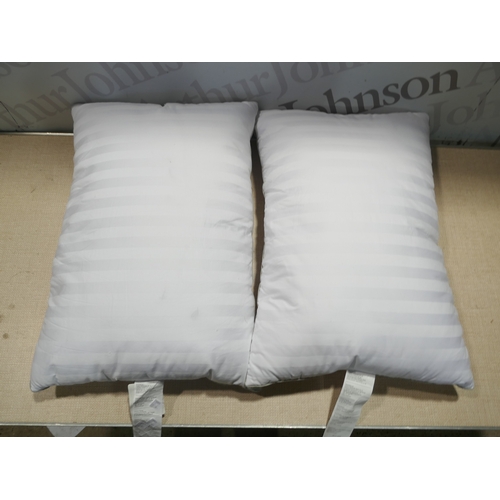 6009 - Two Hotel Grand pillows  (377-499) *This lot is subject to VAT