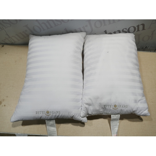 6010 - Two Hotel Grand pillows, (377-498) *This lot is subject to VAT