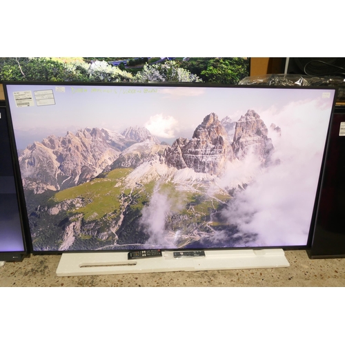 6220B - A Samsung 65