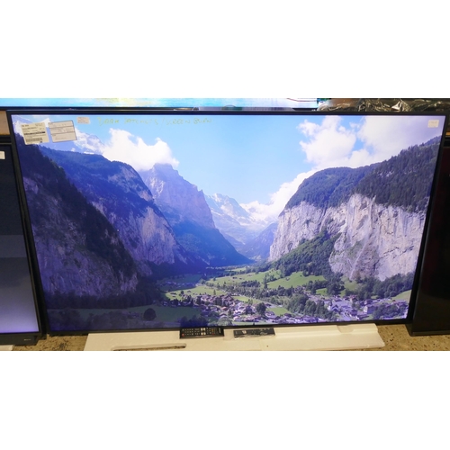 6220B - A Samsung 65