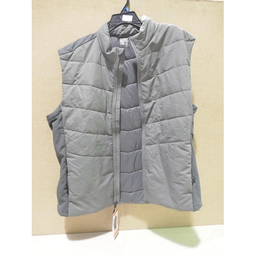 6262 - A 32 Degree Heat gilet, UK size XXL (377) *This lot is subject to VAT