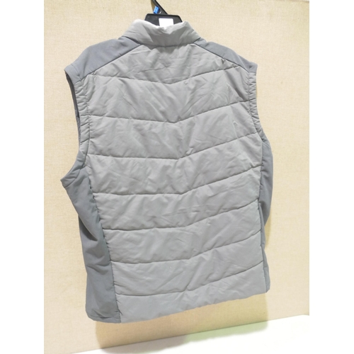 6262 - A 32 Degree Heat gilet, UK size XXL (377) *This lot is subject to VAT