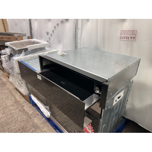 3303 - A Zanussi warming drawer (620-303) *This lot is subject to VAT