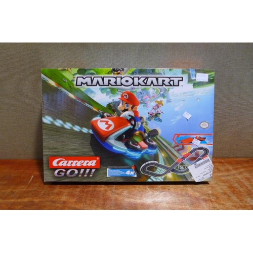 6135A - A Mario Kart toy race track, (377-65) *This lot is subject to VAT