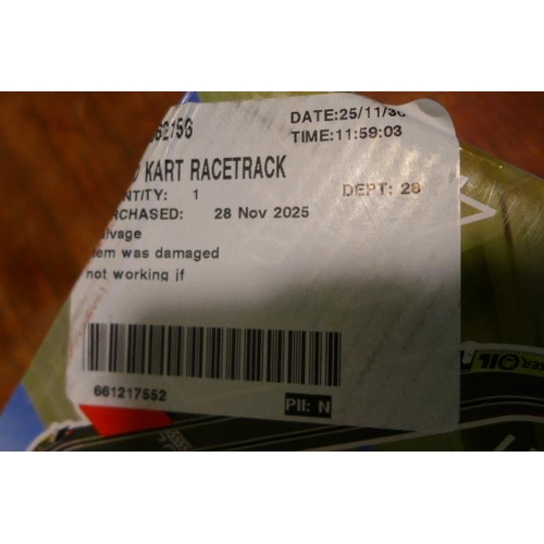 6135A - A Mario Kart toy race track, (377-65) *This lot is subject to VAT