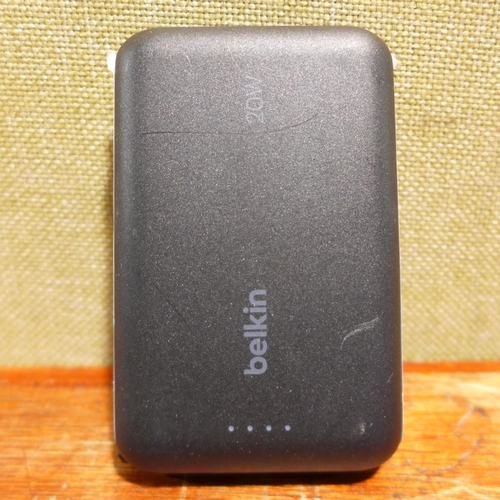 6184 - A Belkin powerbank, (378-572) *This lot is subject to VAT