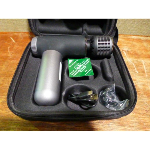 6189 - A Sharper Image massage gun (378-408) *This lot is subject to VAT