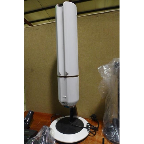 6199 - A quantity of Samsung Bespoke Jet Plus vacuum cleaner spares including battery, original RRP £479.99... 