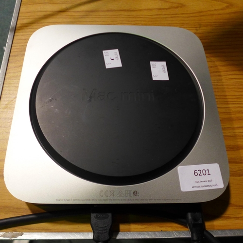 6201 - An Apple Mac Mini M2 256GB - model no - MMFJ3B/A, original RRP £499.99 + VAT (378-3) *This lot is su... 