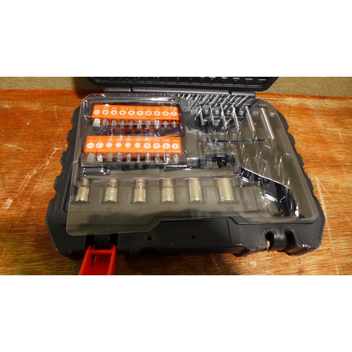 6204 - A Black and Decker mini tool kit, * This lot is subject to VAT