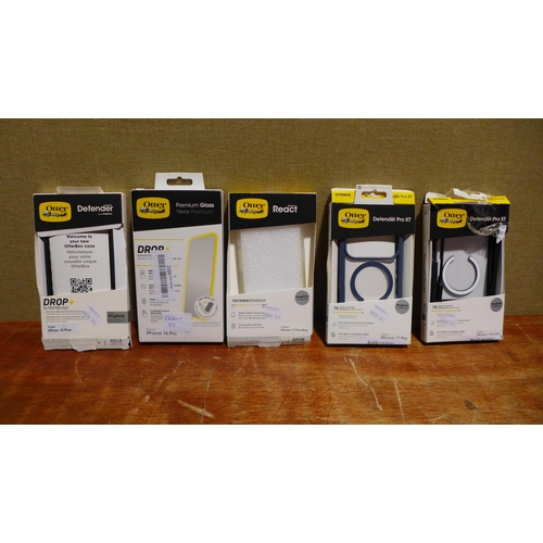 6206 - A quantity of iphone cases and a screen protector, *This lot is subject to VAT