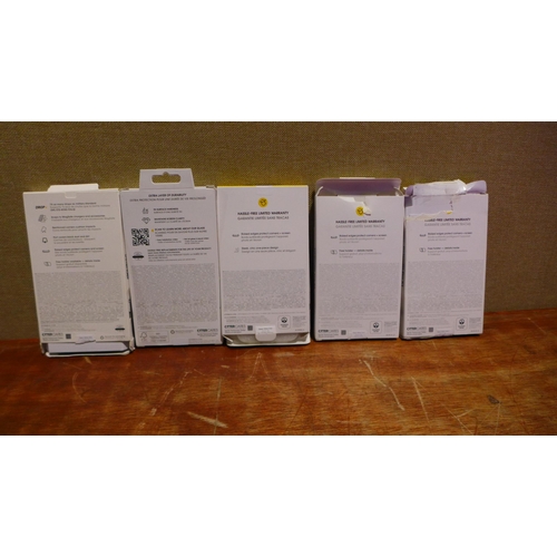 6206 - A quantity of iphone cases and a screen protector, *This lot is subject to VAT