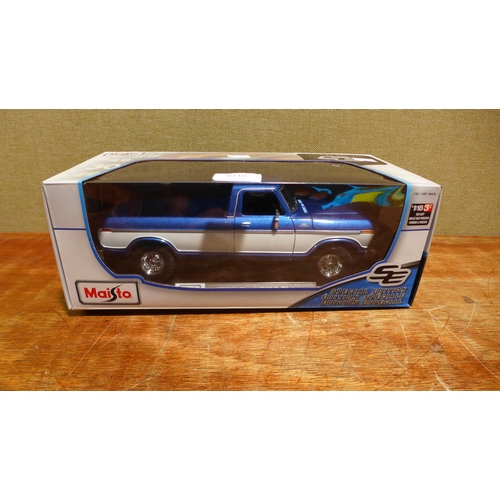6210 - A Maisto 1979 Ford F150 Pick-Up model car (378-332) *This lot is subject to VAT