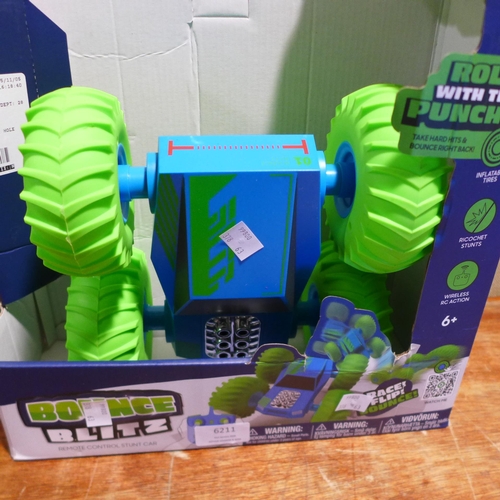 6211 - A Marvins Magic flip remote control toy car, (378-63) *This lot is subject to VAT