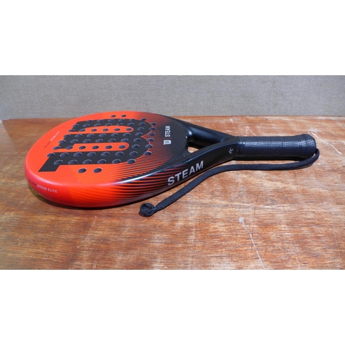 6215 - A N-Gage Dog Toy and a Wilson steam paddle board, (378-159,573) *This lot is subject to VAT