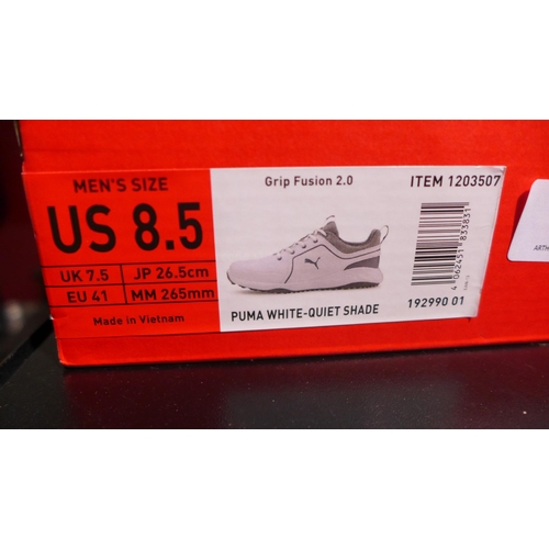 6223 - A pair of Puma trainers, UK size 7.5 (377) *This lot is subject to VAT