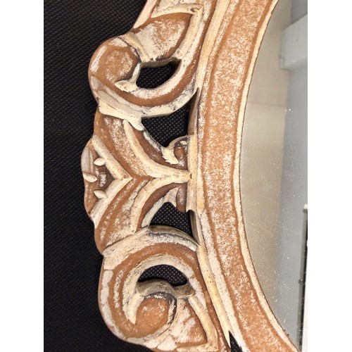 3251 - A wooden circular wall mirror