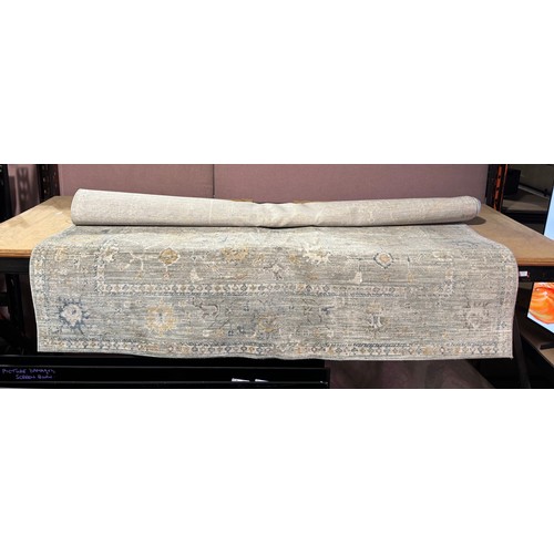 6221 - A Anatolia Hampton rug  (378-154) *This lot is subject to VAT