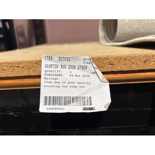 6221 - A Anatolia Hampton rug  (378-154) *This lot is subject to VAT