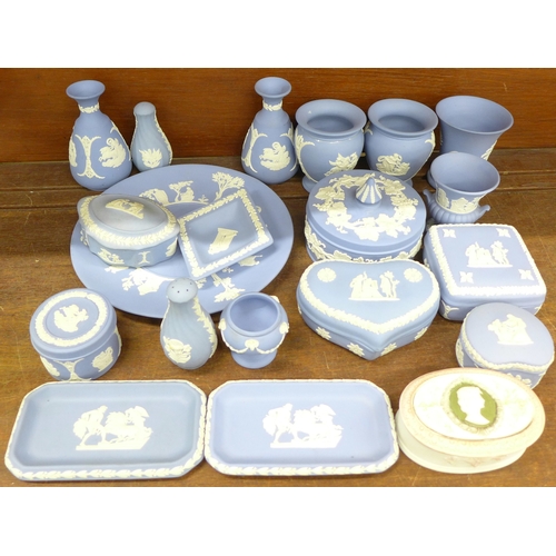 Lot 2081      