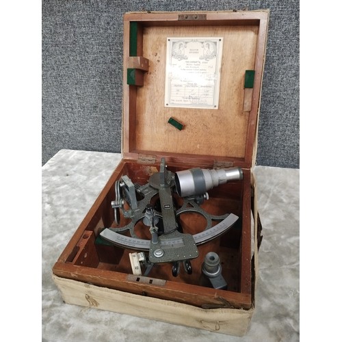 260E - A vintage Kelvin Hughes nautical sextant, cased