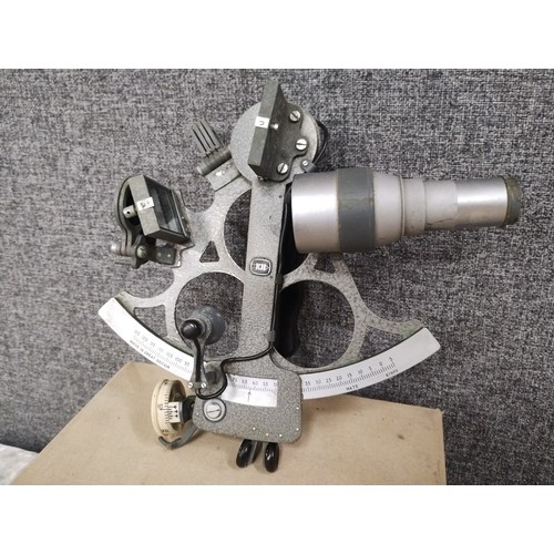 260E - A vintage Kelvin Hughes nautical sextant, cased