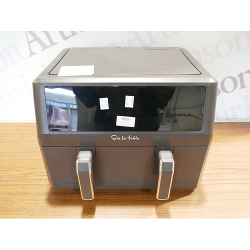 6089 - A Sur La Table air fryer, (378-252) *This lot is subject to VAT