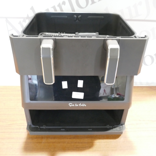 6089 - A Sur La Table air fryer, (378-252) *This lot is subject to VAT