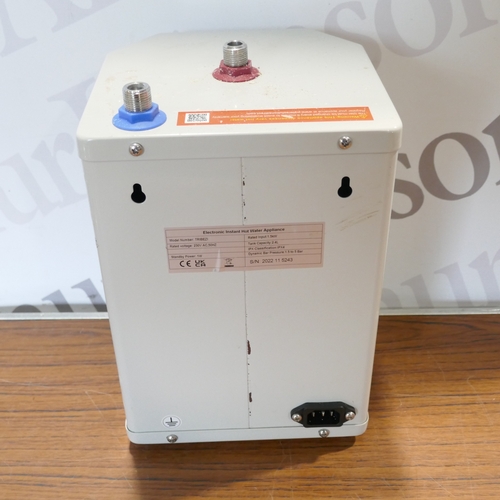 6124 - A Reginox Tribezi chrome hot tap and tank, original RRP £249.99 + VAT (378-228) *This lot is subject... 