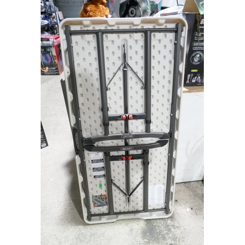 6129 - A Lifetime 4ft collapsible table, (378-204) *This lot is subject to VAT