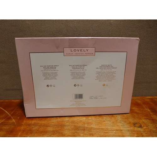 6163 - A Sarah Jessica Parker Lovely gift set  (378-510) *This lot is subject to VAT