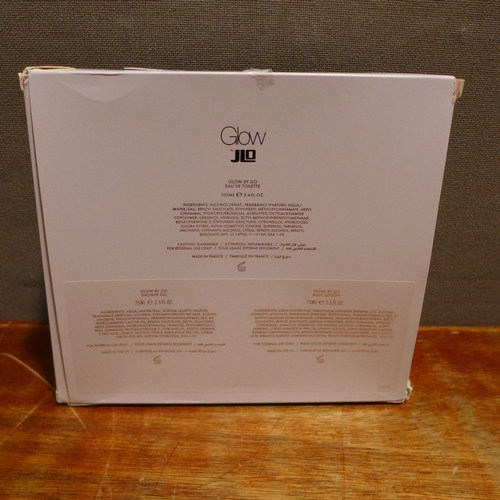 6176 - A Jennifer Lopez Glow gift set  (378-541) *This lot is subject to VAT