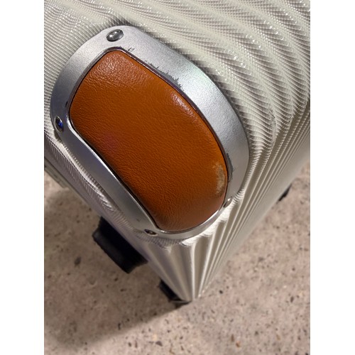 6076 - A Swiss Military medium suitcase, (378-202) *This lot is subject to VAT