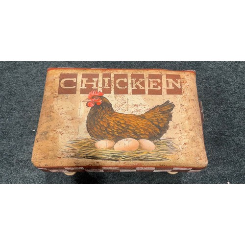 3052 - A small chicken print footstool