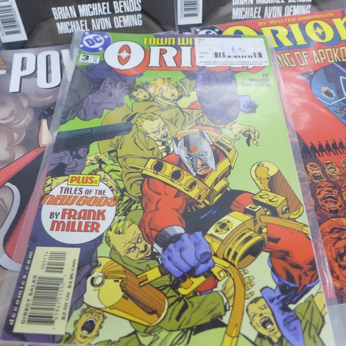 2029 - Twenty-five mixed comics to include, Valiant, Marvel, Epic and Icon, some duplicates