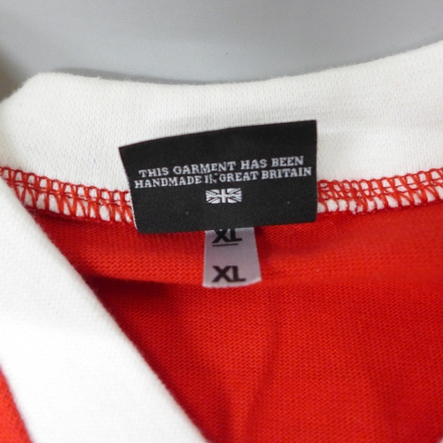 2038 - A Toffs replica Nottingham Forest Commemorative shirt, FA Cup Winners 1958-59