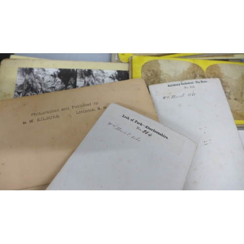 2050 - A stereoscopic viewer with 65 cards including some Niagara Falls, and ten glass