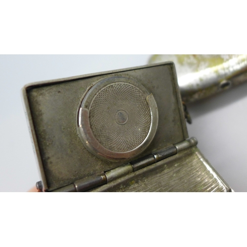 2167 - A vesta sovereign case combination and a double sovereign case, a/f