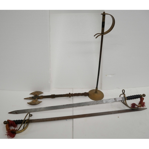 Lot 2240      