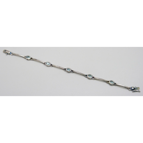 7089 - A silver and blue paste stone bracelet, 17.5cm