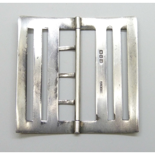 7121 - A large Victorian silver buckle, Birmingham, 1897, 31g, 6.5cm