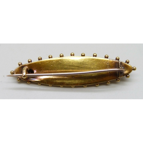 7139 - A Victorian 15ct gold bar brooch,  Birmingham, 1897, 3.2g, 4.7cm, boxed