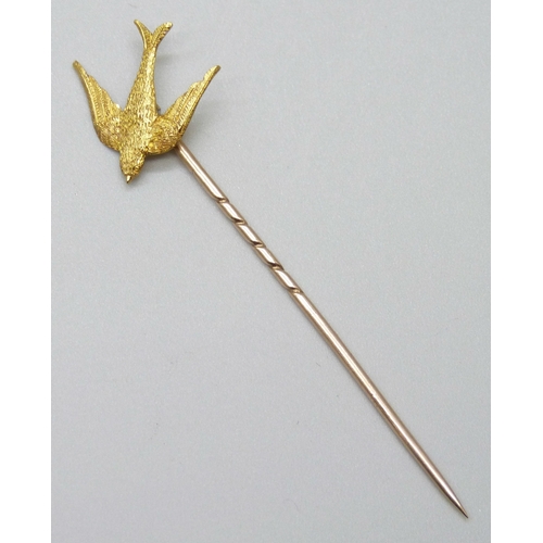 7142 - A bird design stick pin, marked SS 18, 1.1g, 5.5cm, boxed