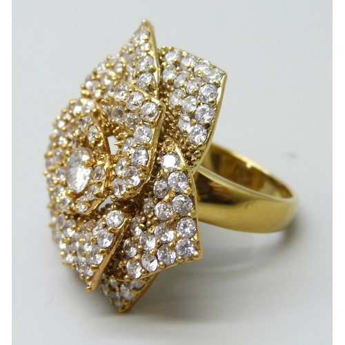 7148 - A silver gilt white stone cluster ring, one stone missing, 15g, N
