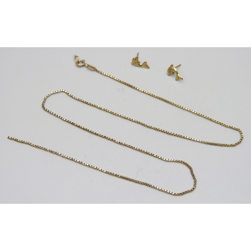 7157 - A pair of yellow metal dolphin stud earrings, and a 9ct gold necklace chain, a/f, 2.9g total