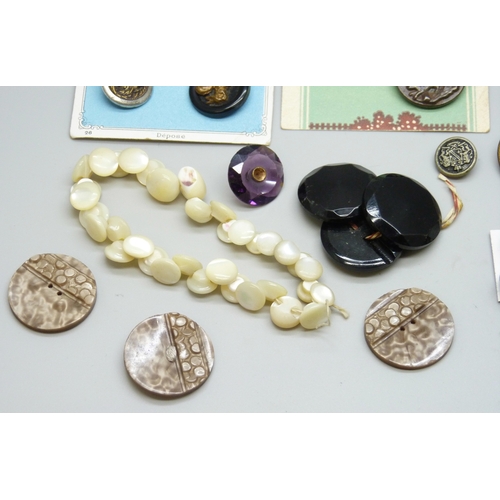 7159 - A collection of antique and later buttons, including G.T.F of Paris bird examples, micro-mosaic and ... 