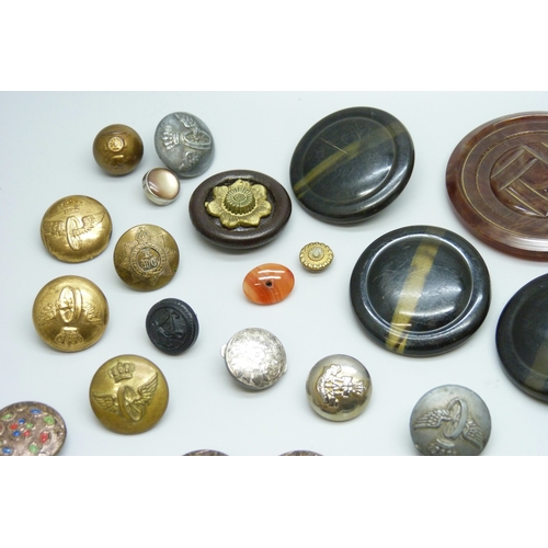 7159 - A collection of antique and later buttons, including G.T.F of Paris bird examples, micro-mosaic and ... 