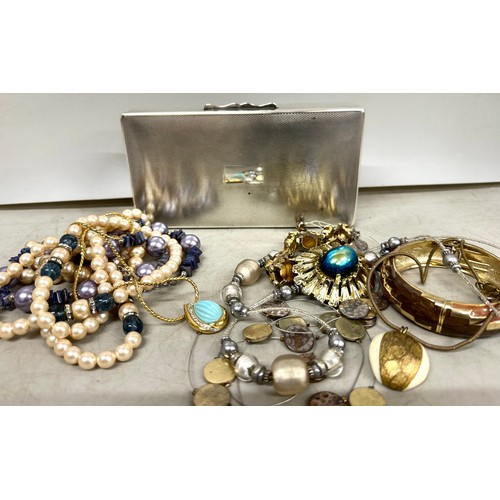 2126 - A collection of costume jewellery and a EPNS cigarette box