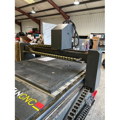A 1313 Spartan CNC 1300 x 1300 x200 220/240v CNC router (transport ...
