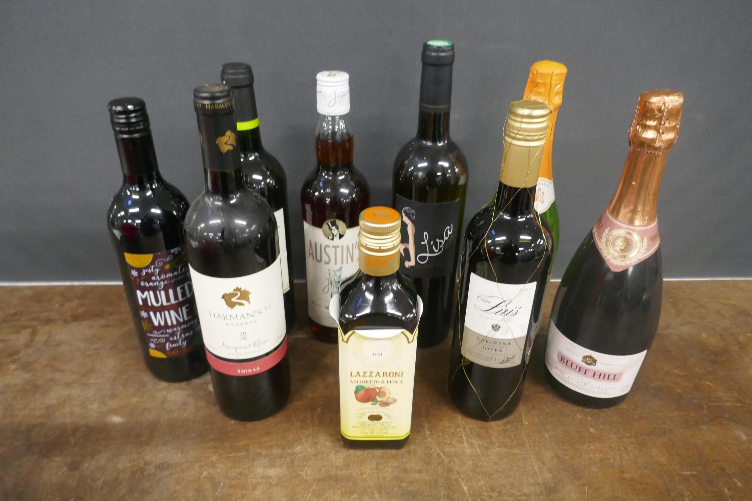 Assorted alcohol, 8 bottles in total including Bucks Fizz, Mulled Wine ...